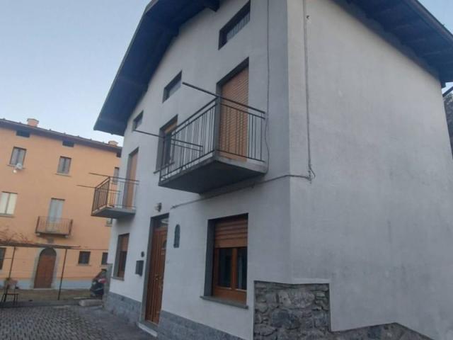 Villa Indipendente in vendita a Civo, Lombardia
