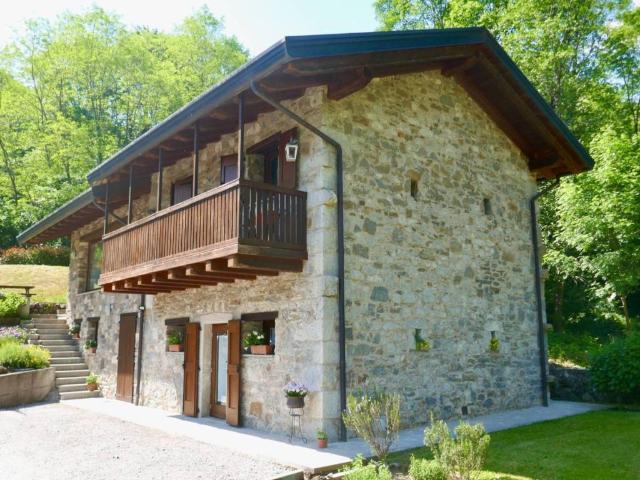 Villa Indipendente in vendita a Clauzetto, Friuli-Venezia Giulia