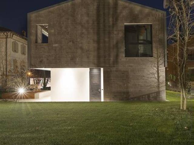 Villa Indipendente in vendita a Clusone, Lombardia