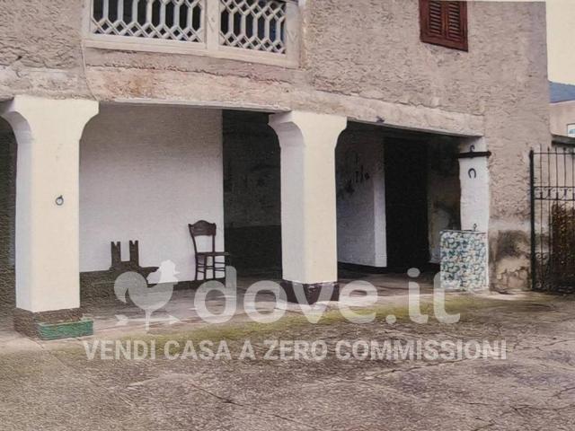 Villa Indipendente in vendita a Clusone, Lombardia