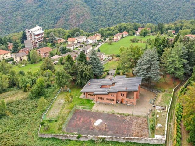 Villa Indipendente in vendita a Castagna, Piemonte