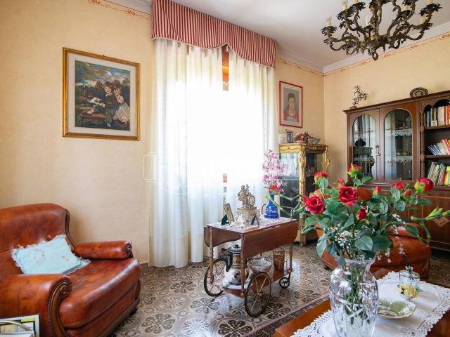 Villa Indipendente in vendita a Coccaglio, Lombardia