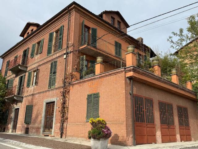 Villa Indipendente in vendita a Piemonte, Asti