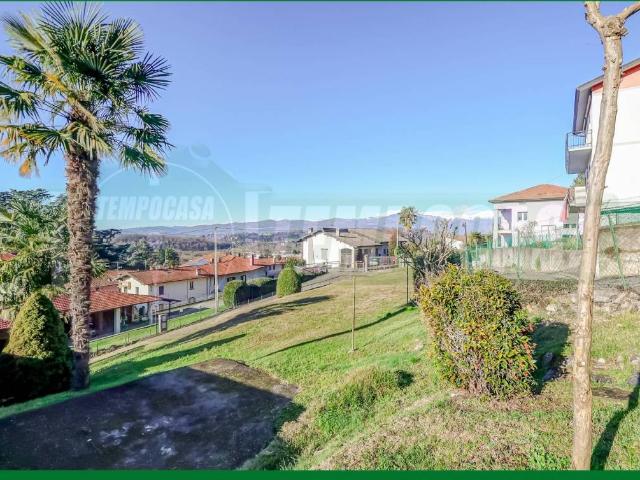 Villa Indipendente in vendita a Comunità Montana Valli del Verbano, Cocquio