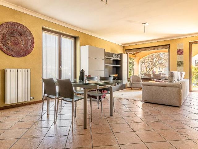 Villa Indipendente in vendita a Comunità Montana Valli del Verbano, Trevisago