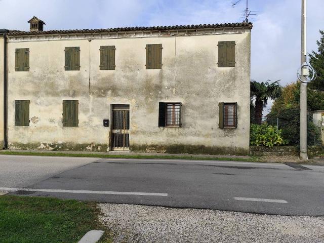 Rustico in vendita a Codevigo, Veneto