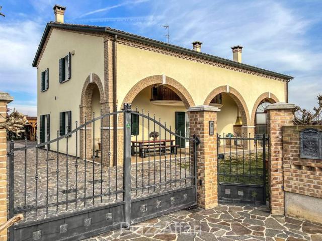 Villa Indipendente in vendita a Codevigo, Veneto