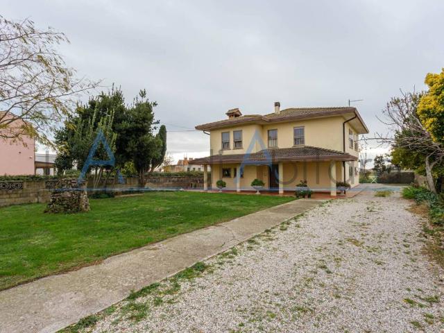 Villa Indipendente in vendita a Codevigo, Veneto