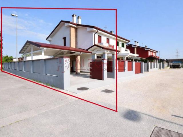 Villa Indipendente in vendita a Codevigo, Veneto