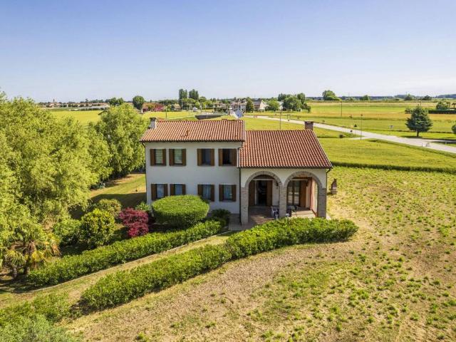 Villa Indipendente in vendita a Codevigo, Veneto