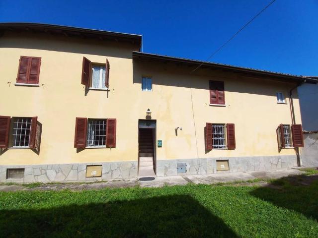 Villa Indipendente in vendita a Codevilla, Lombardia