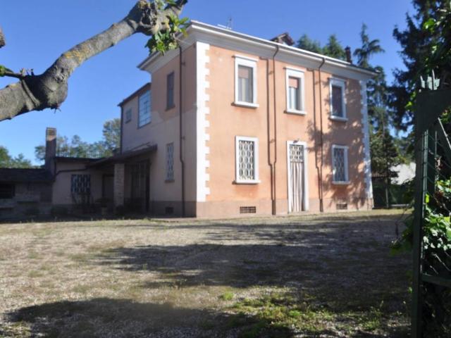 Villa Indipendente in vendita a Codevilla, Lombardia