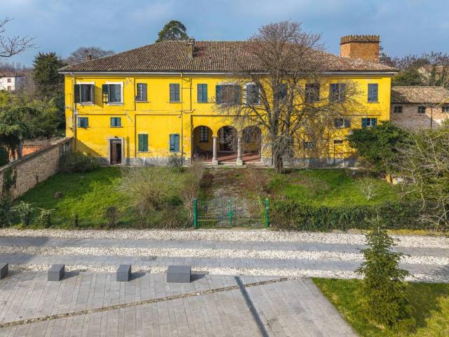 Villa Indipendente in vendita a Codevilla, Lombardia