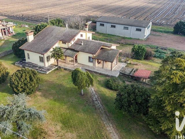 Villa Indipendente in vendita a Unione Delta del Po, Codigoro