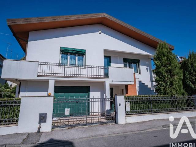 Villa Indipendente in vendita a Codigoro, Ferrara