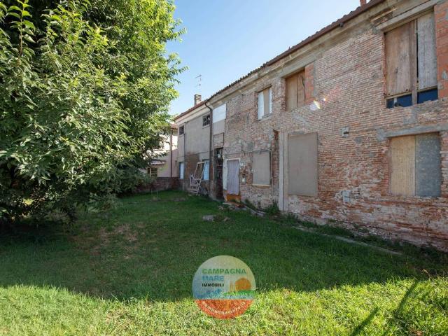 Villa Indipendente in vendita a Unione Delta del Po, Codigoro