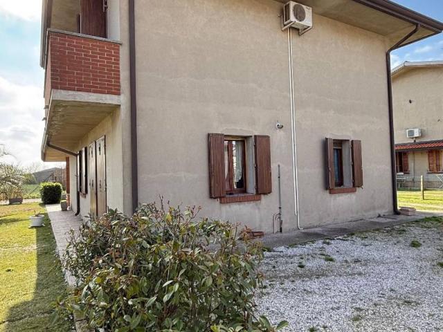 Villa Indipendente in vendita a Unione Delta del Po, Codigoro