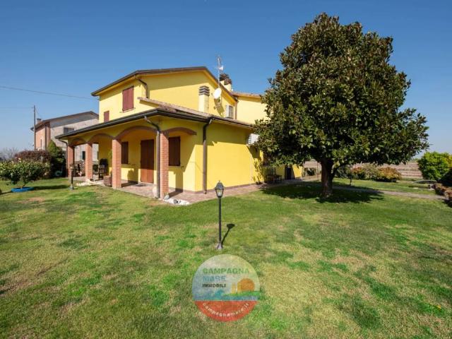 Villa Indipendente in vendita a Unione Delta del Po, Codigoro