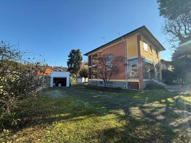 Villa Indipendente in vendita a Codogno, Lombardia