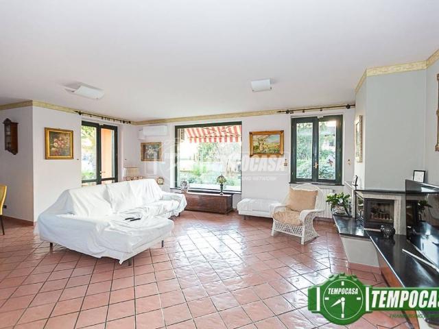 Villa Indipendente in vendita a Codogno, Lombardia