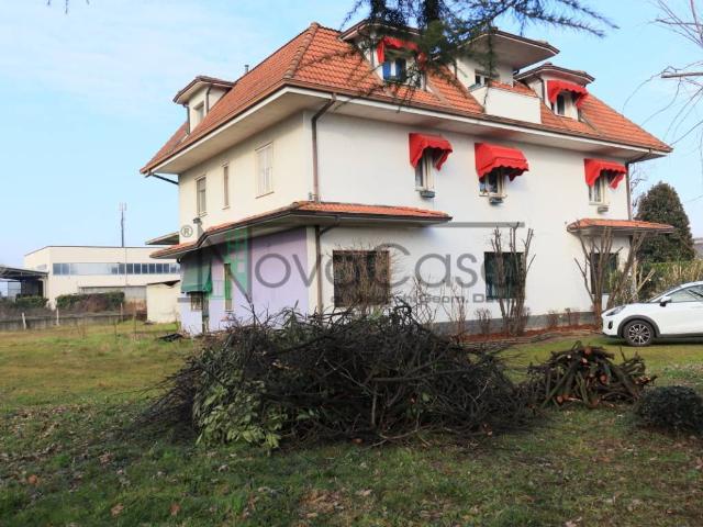 Villa Indipendente in vendita a Codogno, Lombardia