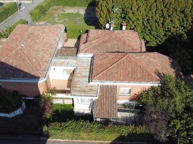 Villa Indipendente in vendita a Codogno, Lombardia