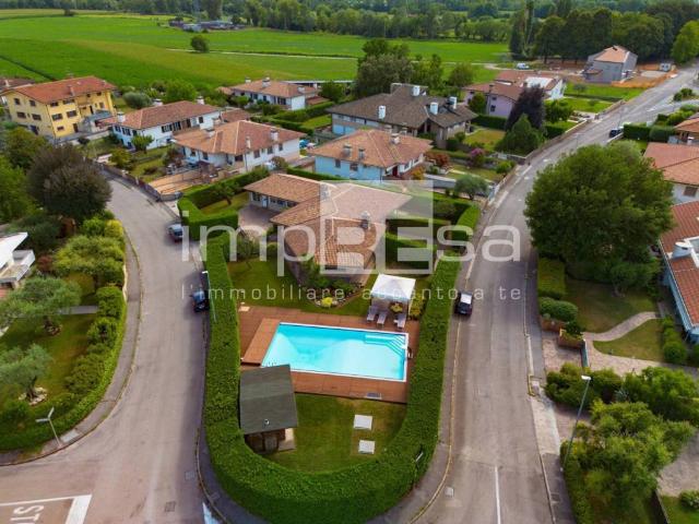 Villa Indipendente in vendita a Codroipo, Friuli-Venezia Giulia