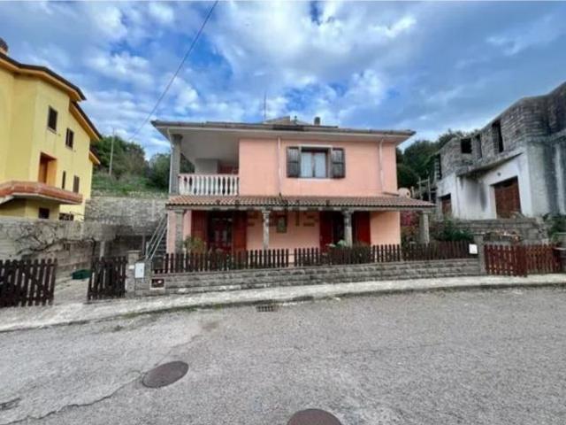 Villa Indipendente in vendita a Codrongianos, Sardigna/Sardegna