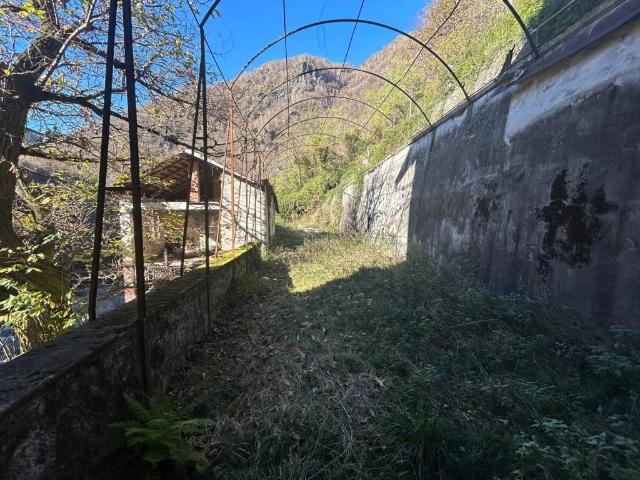 Villa Indipendente in vendita a Piemonte, Biella