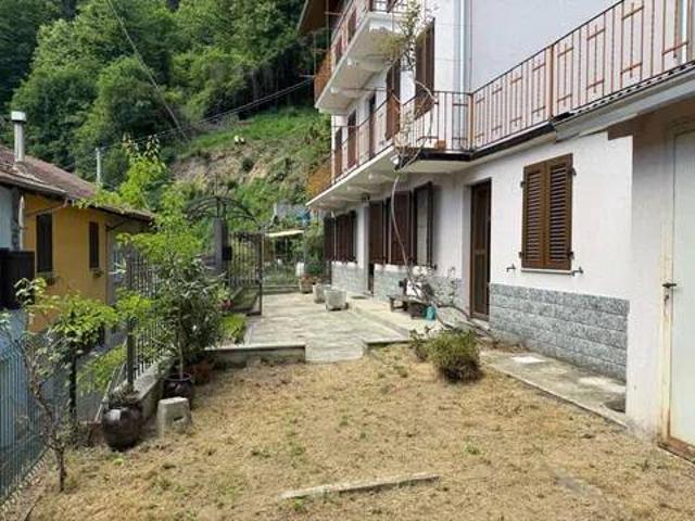 Villa Indipendente in vendita a Piemonte, Biella