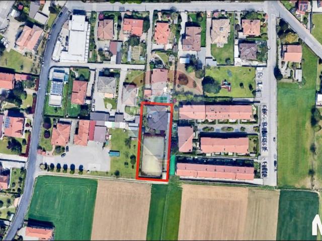 Villa Indipendente in vendita a Cogliate, Lombardia