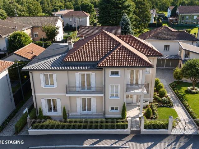 Villa Indipendente in vendita a Cogliate, Lombardia