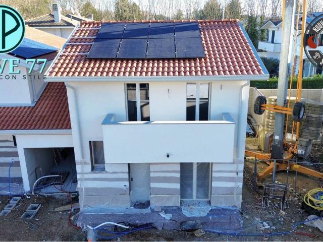 Villa Indipendente in vendita a Cogliate, Lombardia