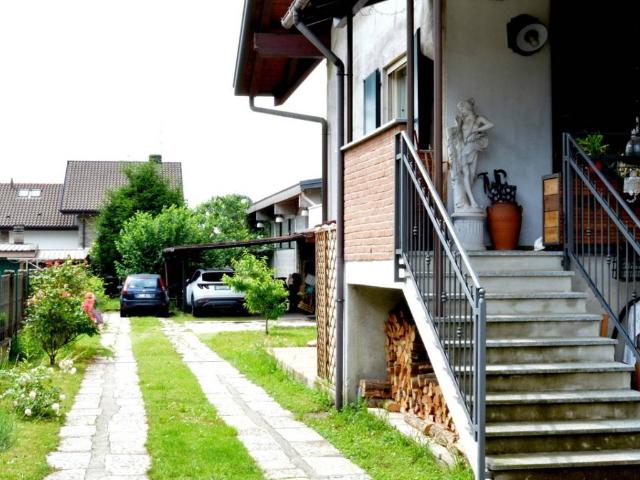 Villa Indipendente in vendita a San Damiano, Cogliate