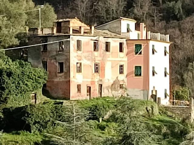 Villa Indipendente in vendita a San Bartolomeo, Cogorno