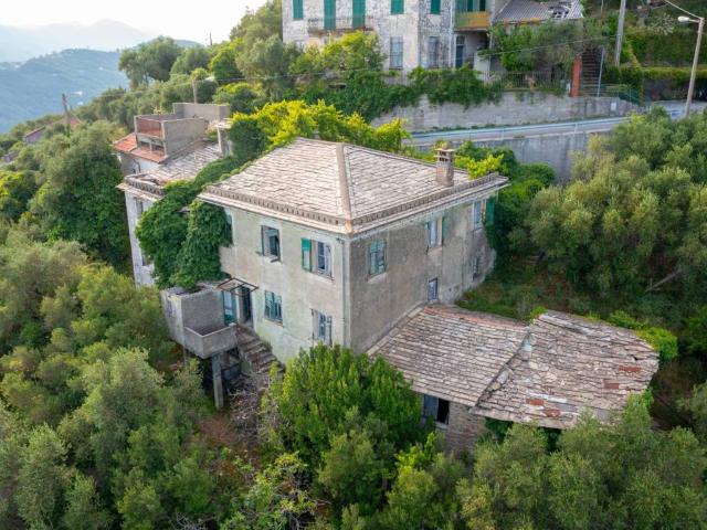 Villa Indipendente in vendita a La Costa, Cogorno