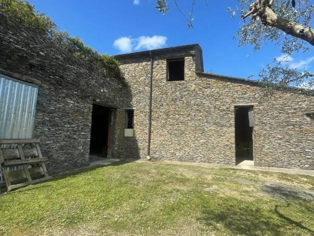 Villa Indipendente in vendita a Monticelli, Cogorno