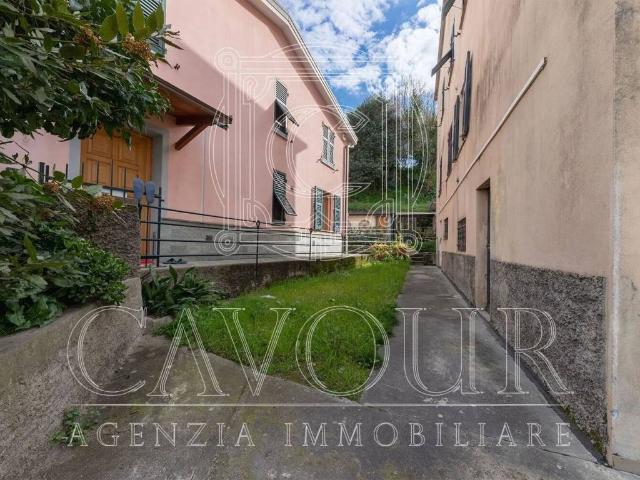 Villa Indipendente in vendita a San Salvatore, Cogorno