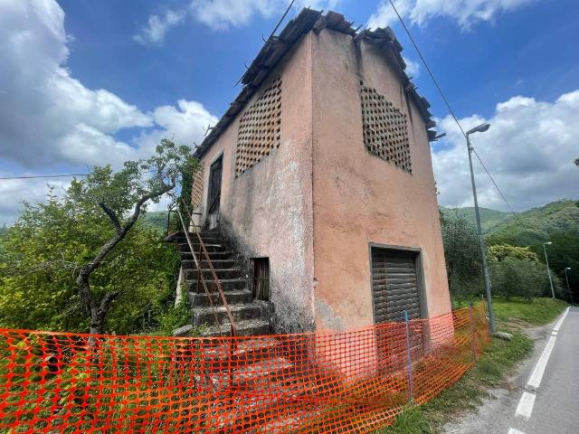 Villa Indipendente in vendita a Cogorno, Liguria
