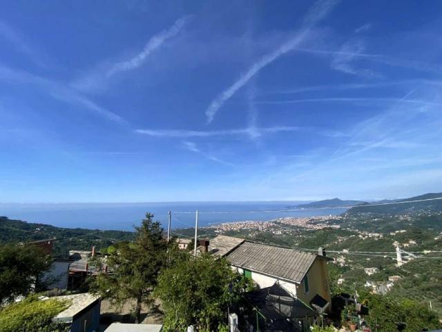 Villa Indipendente in vendita a La Costa, Cogorno