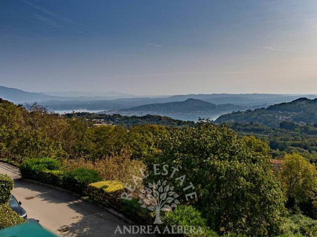 Villa Indipendente in vendita a Colazza, Novara