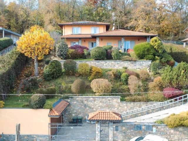 Villa Indipendente in vendita a Piemonte, Novara