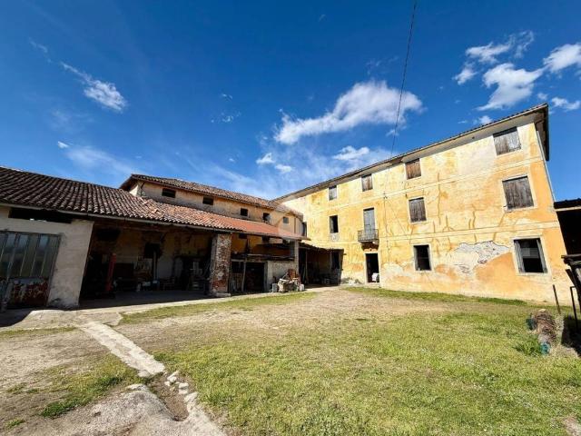 Villa Indipendente in vendita a Mason Vicentino, Veneto
