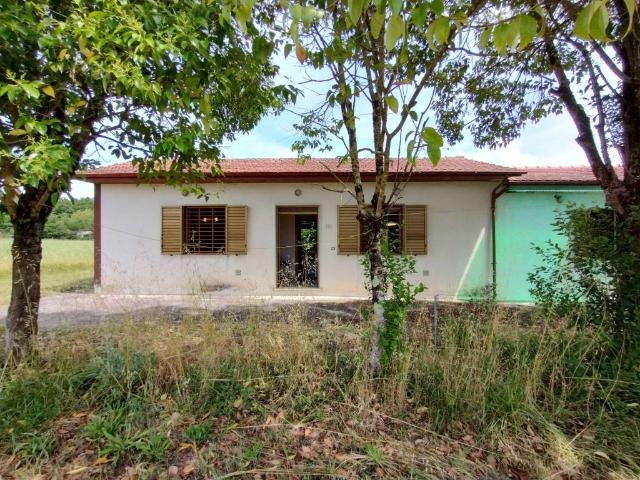 Villa Indipendente in vendita a Arce, Lazio