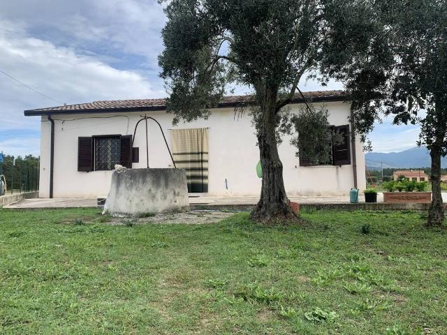 Villa Indipendente in vendita a Arce, Lazio
