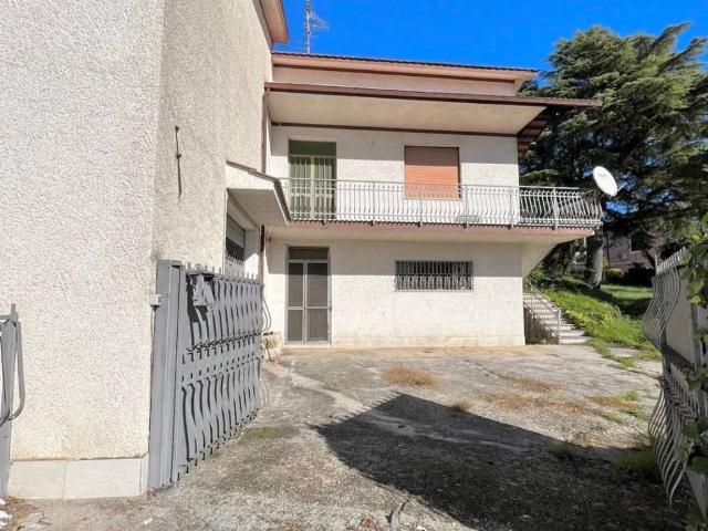 Villa Indipendente in vendita a Villafelice, Colfelice