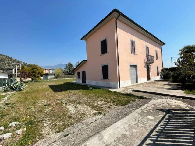 Villa Indipendente in vendita a Villafelice, Colfelice