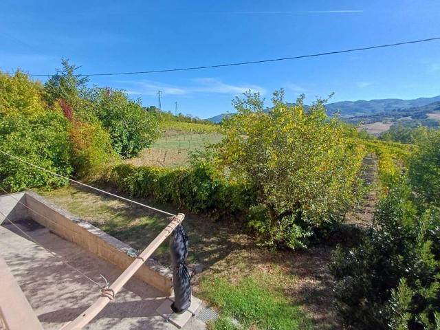 Villa Indipendente in vendita a Perino, Coli