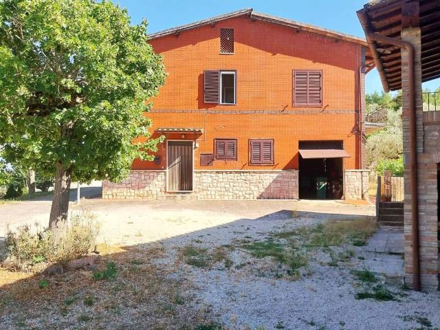 Villa Indipendente in vendita a Collazzone, Umbria