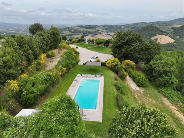 Villa Indipendente in vendita a Collazzone, Umbria